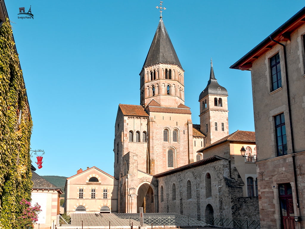 Abadía de Cluny, lugares de Francia