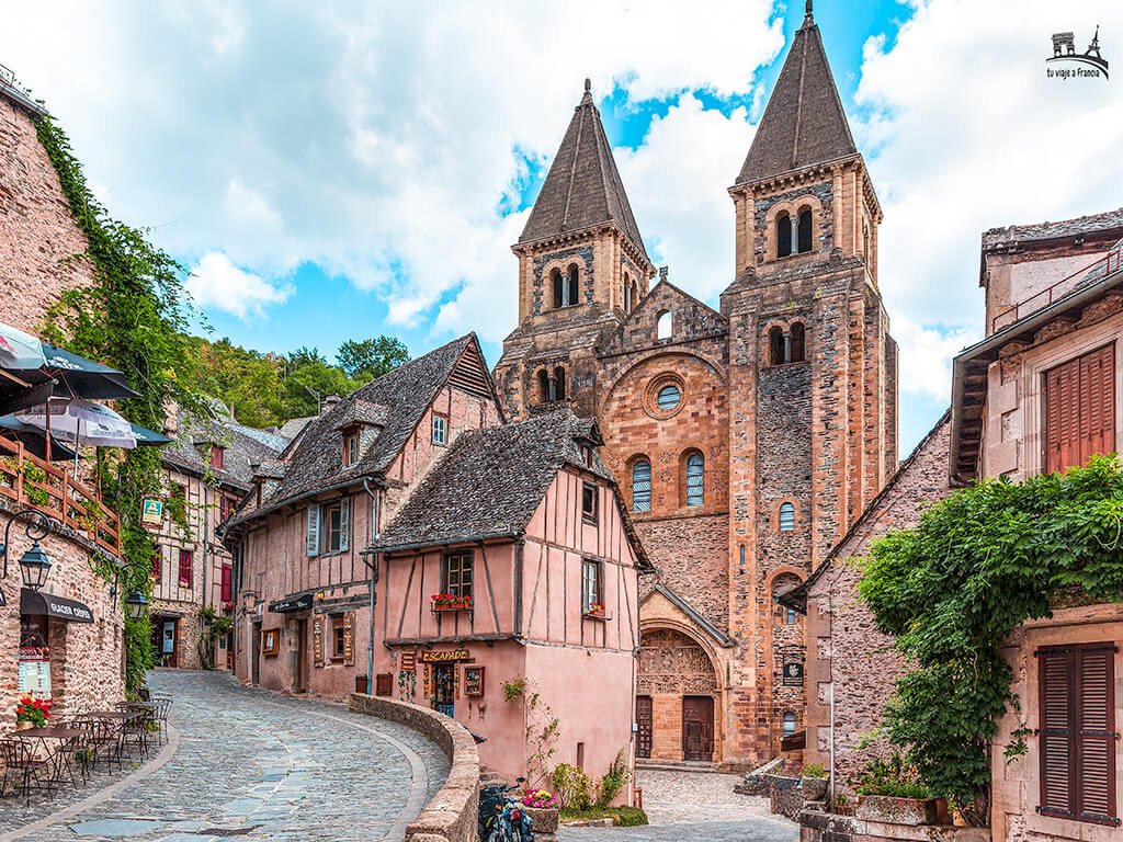 Conques-en-Rouergue, uno de los pueblos más bonitos de Occitania
