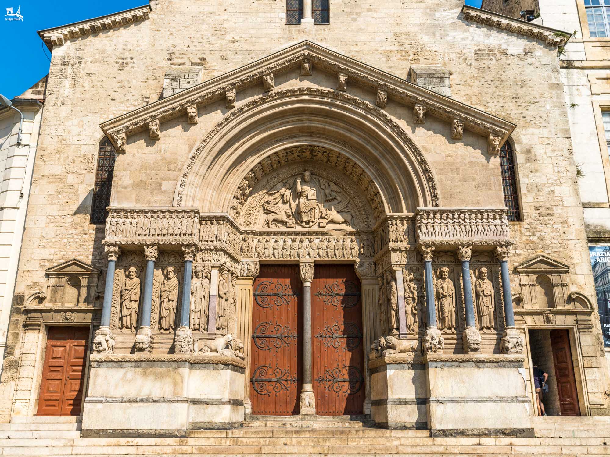 Portada de la Catedral de Saint Trophime, Qué ver en Arlés