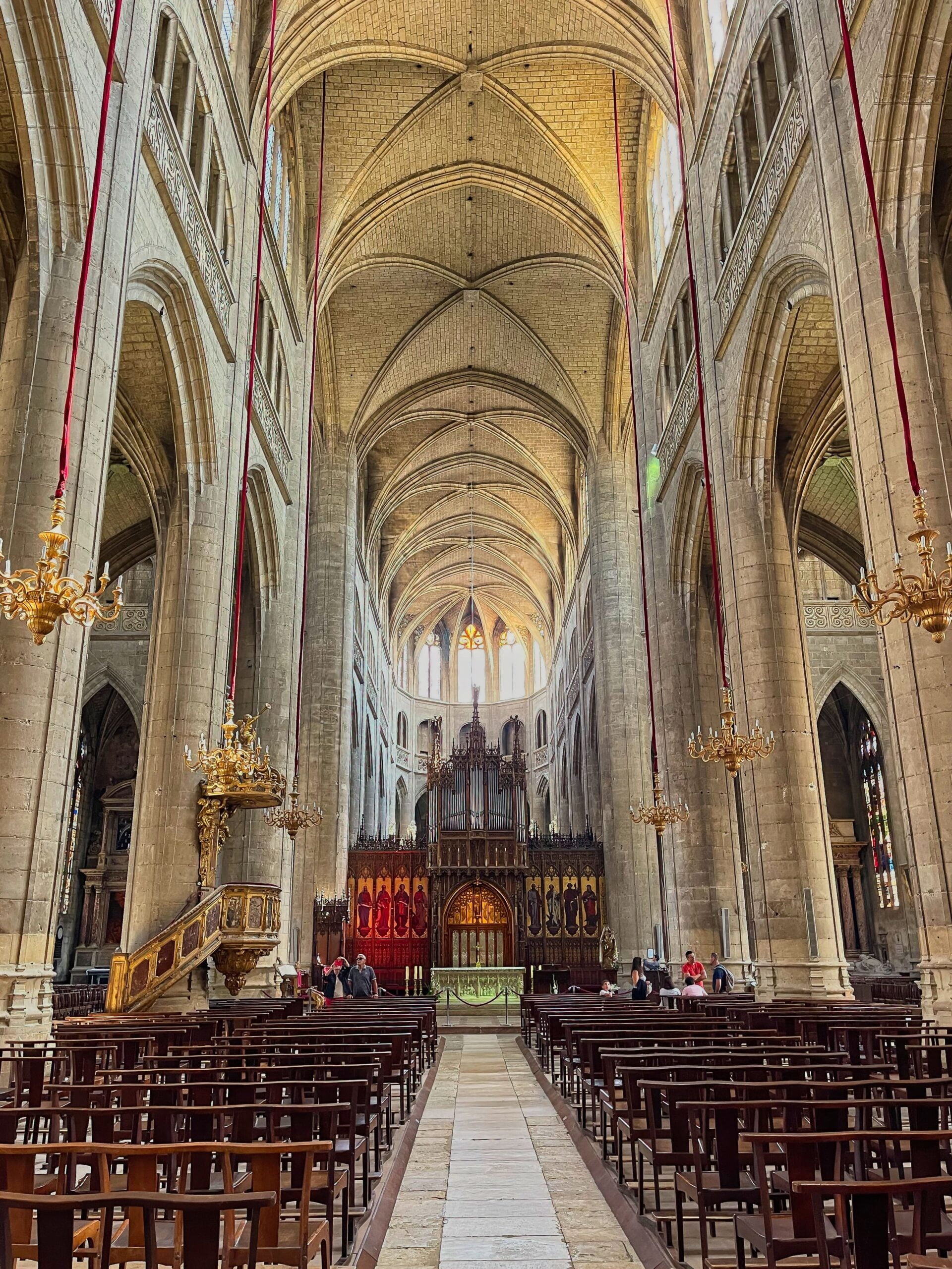 Interior de la Catedral de Santa María Auch