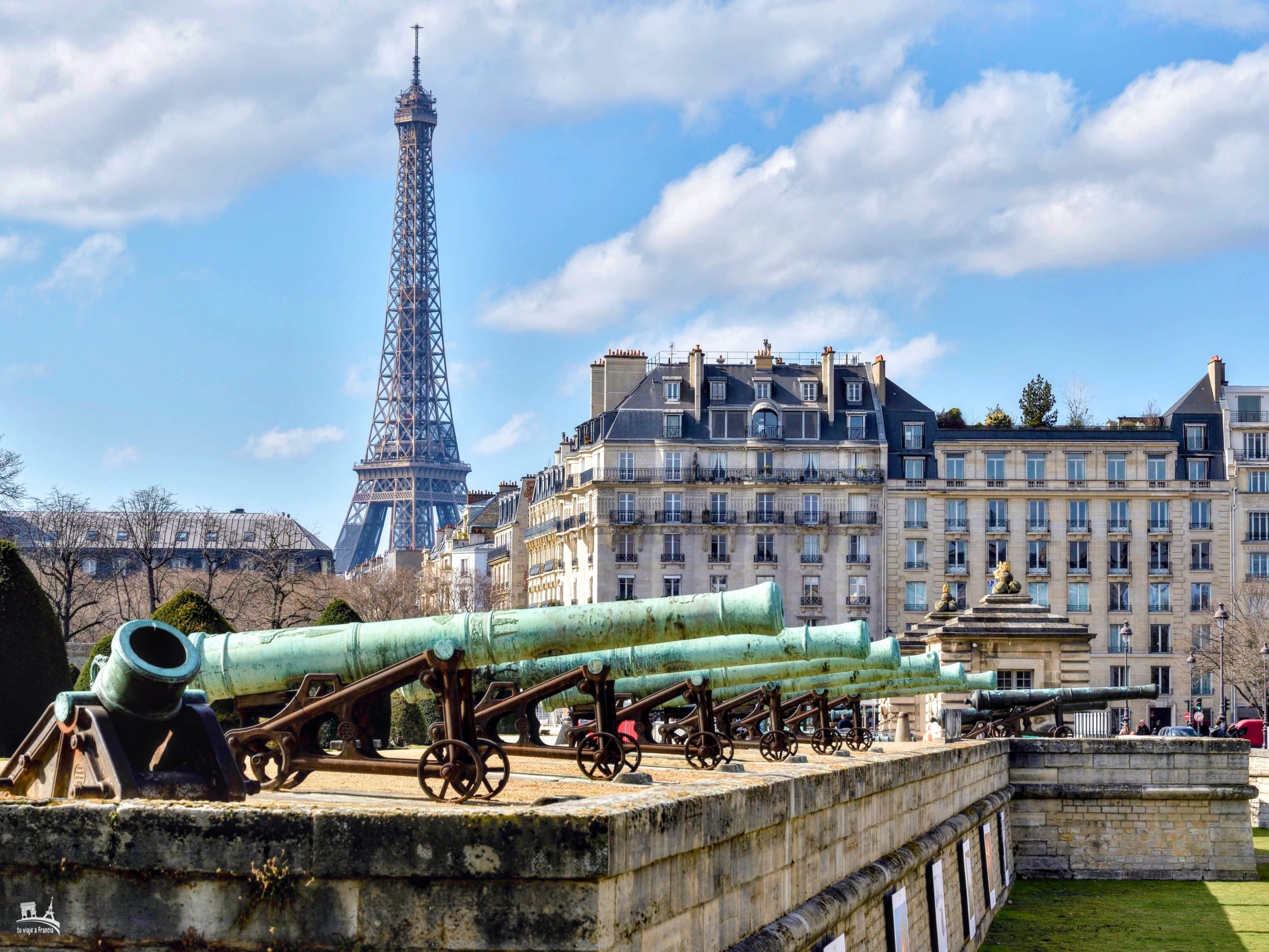 Les Invalides y la Torre Eiffel