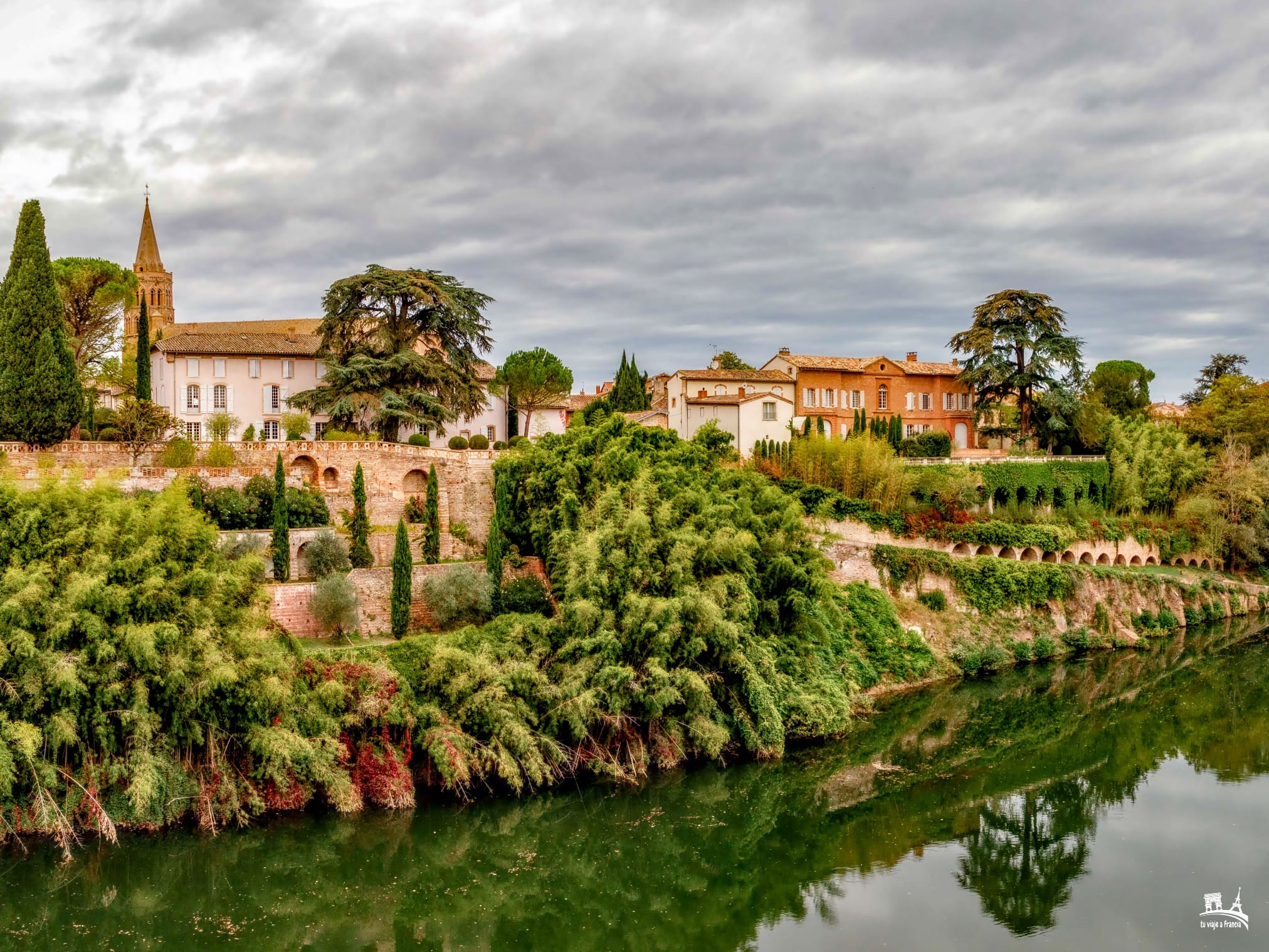 Lisle-sur-Tarn - Pueblos bonitos cerca de Toulouse