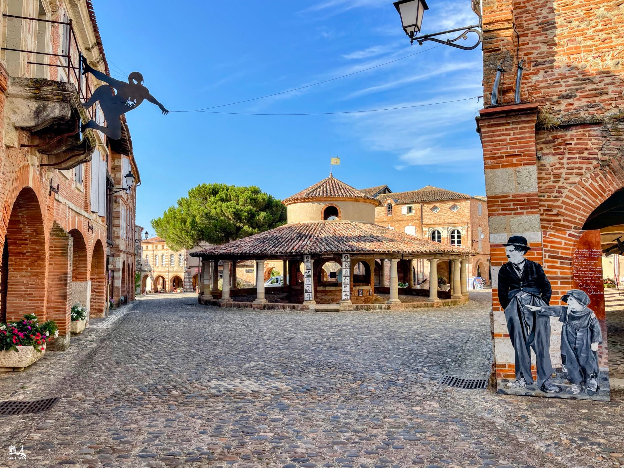 Mercado de Auvillar - Pueblos bonitos cerca de Toulouse