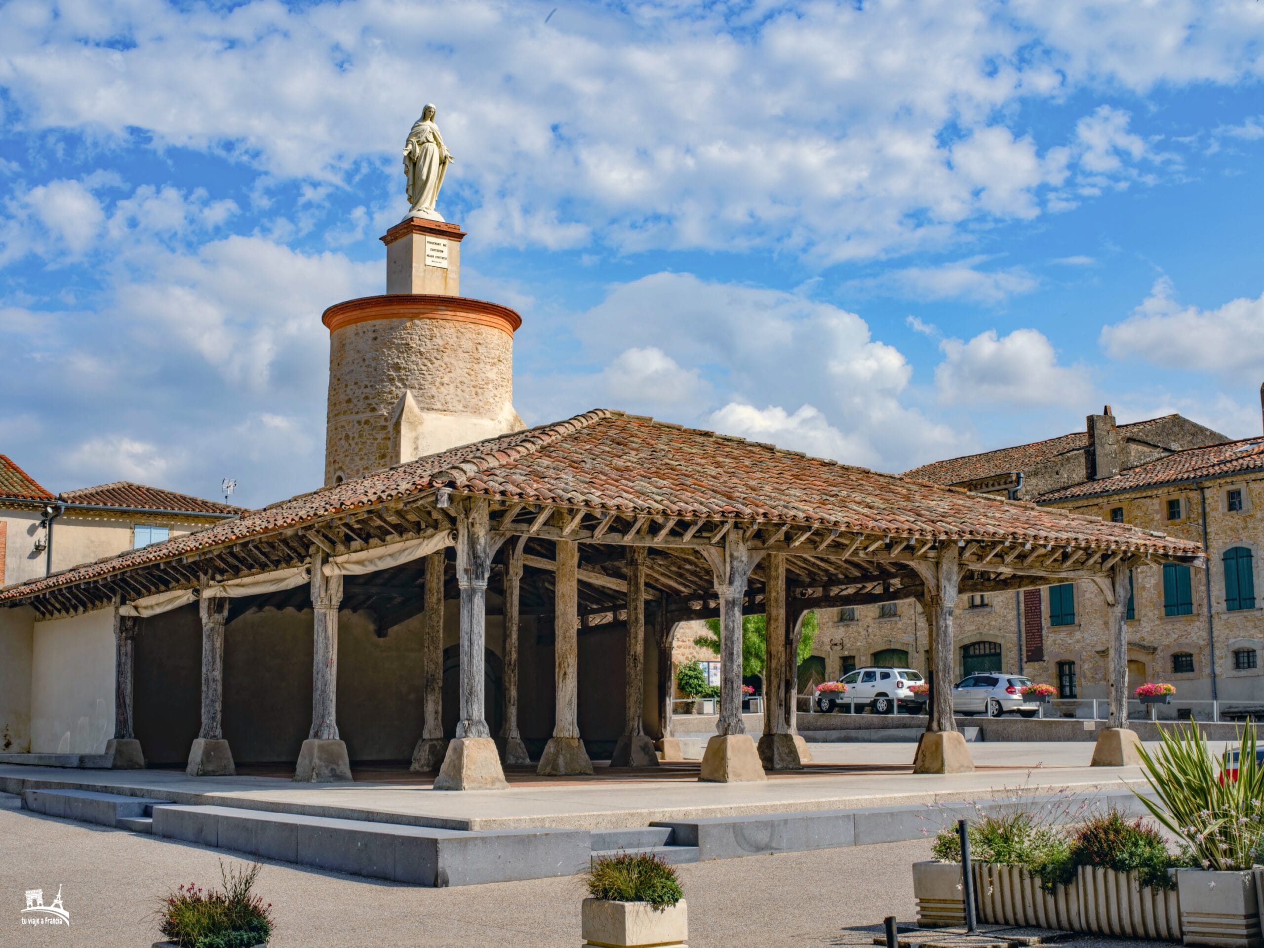 Mercado de Saint-Félix-Lauragais - Pueblos bonitos cerca de Toulouse