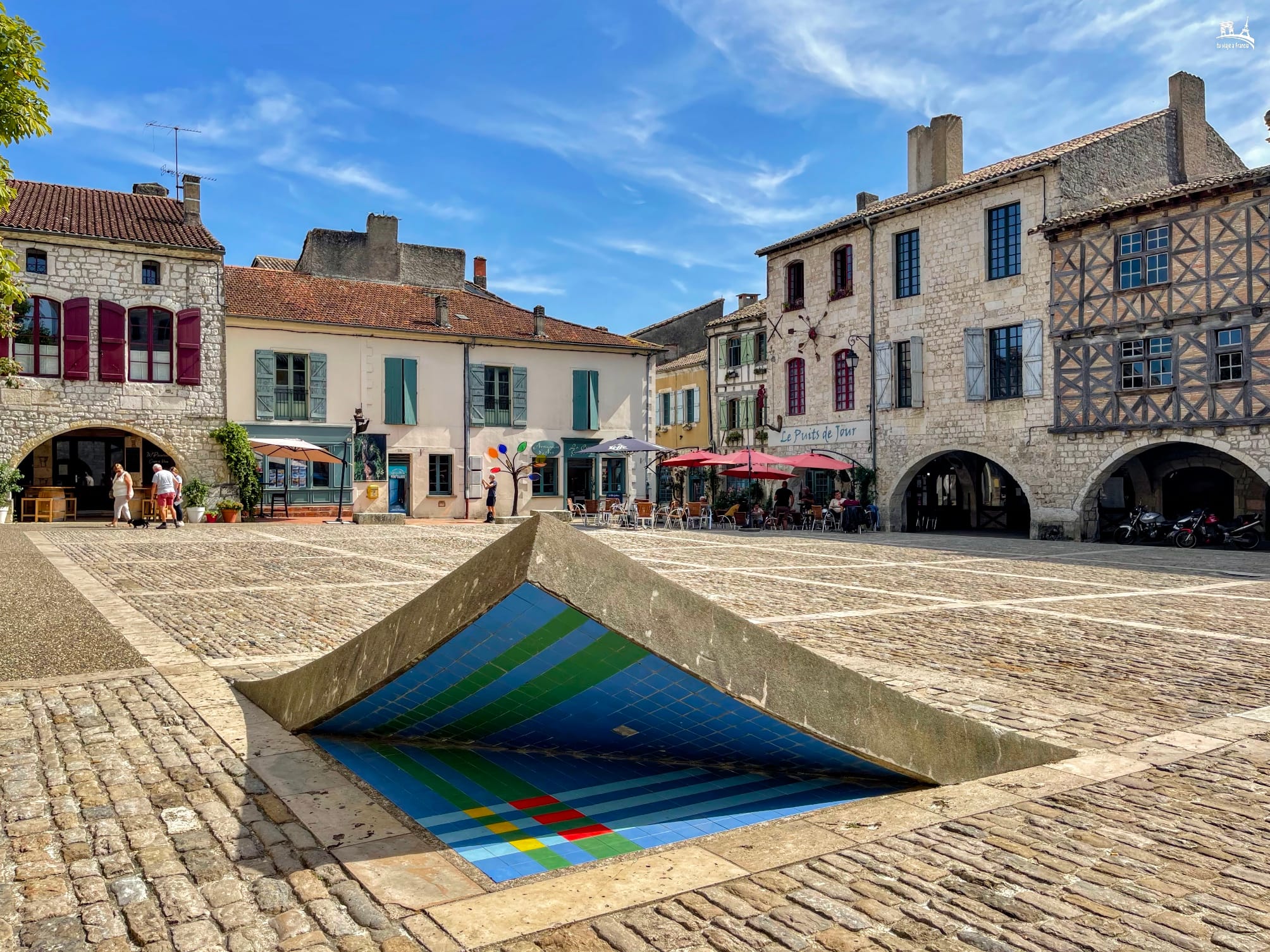 Place des Cornières de Lauzerte - Pueblos bonitos cerca de Toulouse