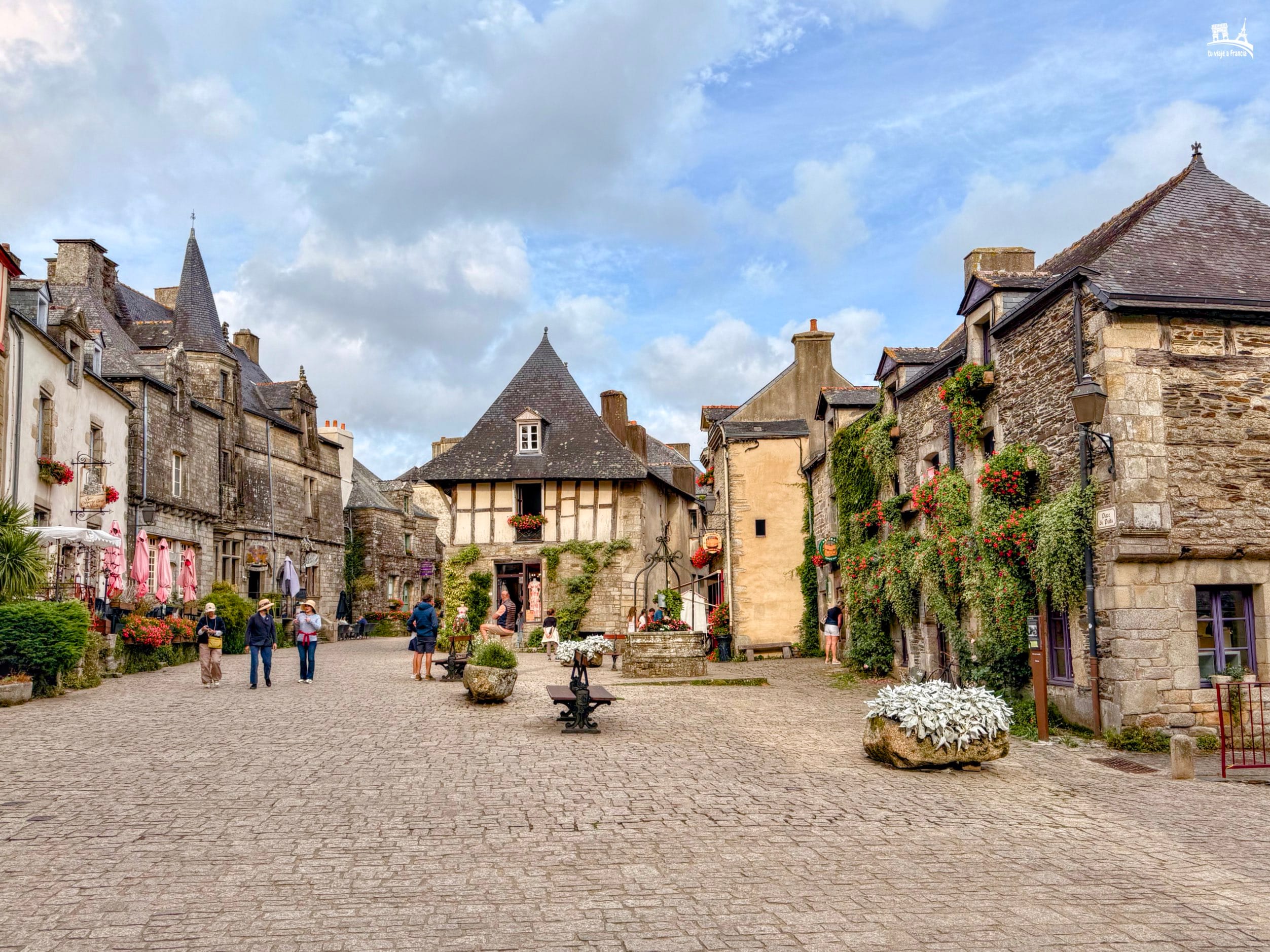 Rochefort-en-Terre Plaza de Rochefort-en-Terre