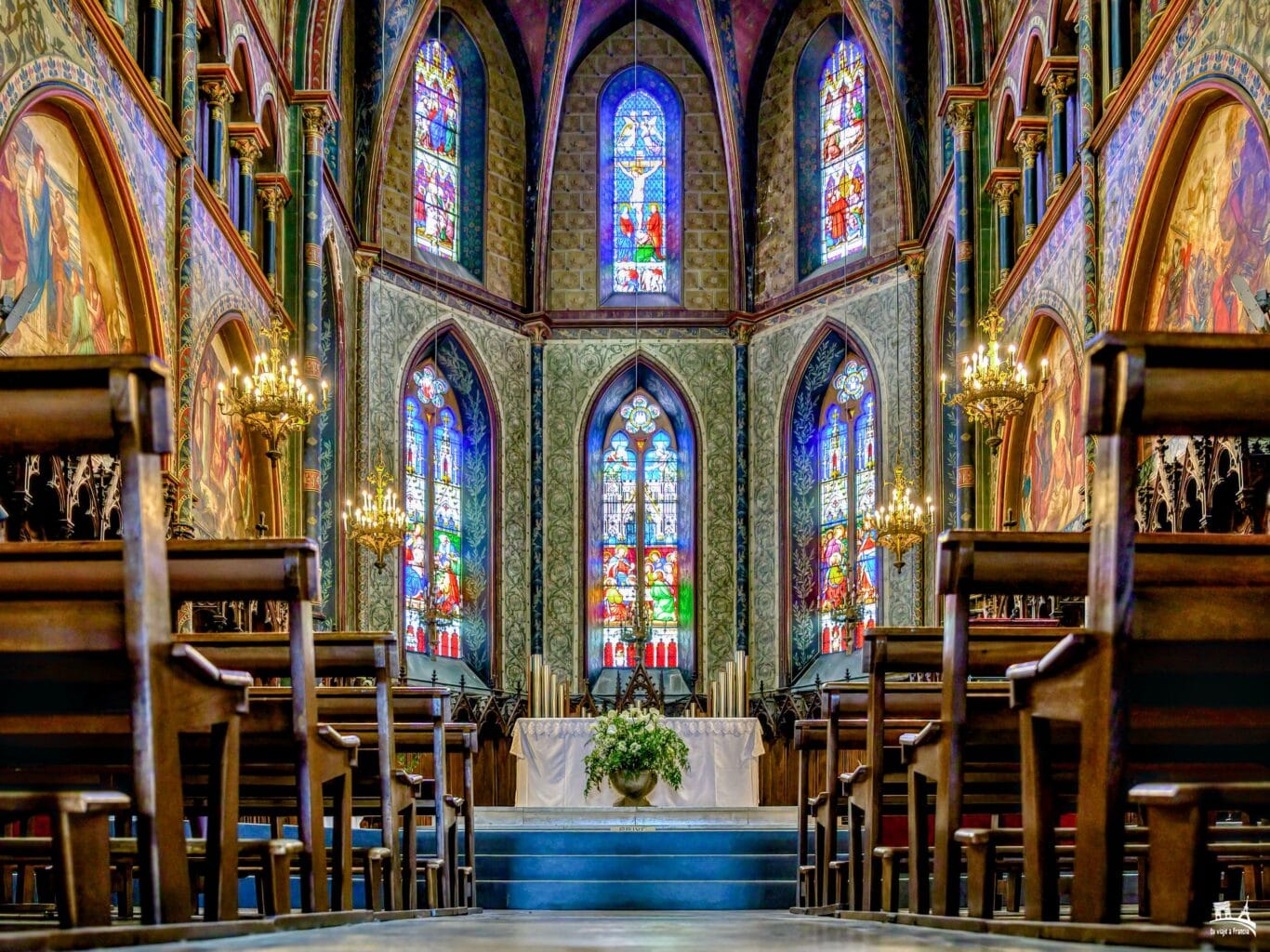 Interior de la Iglesia de Saint-Jacques de Pau