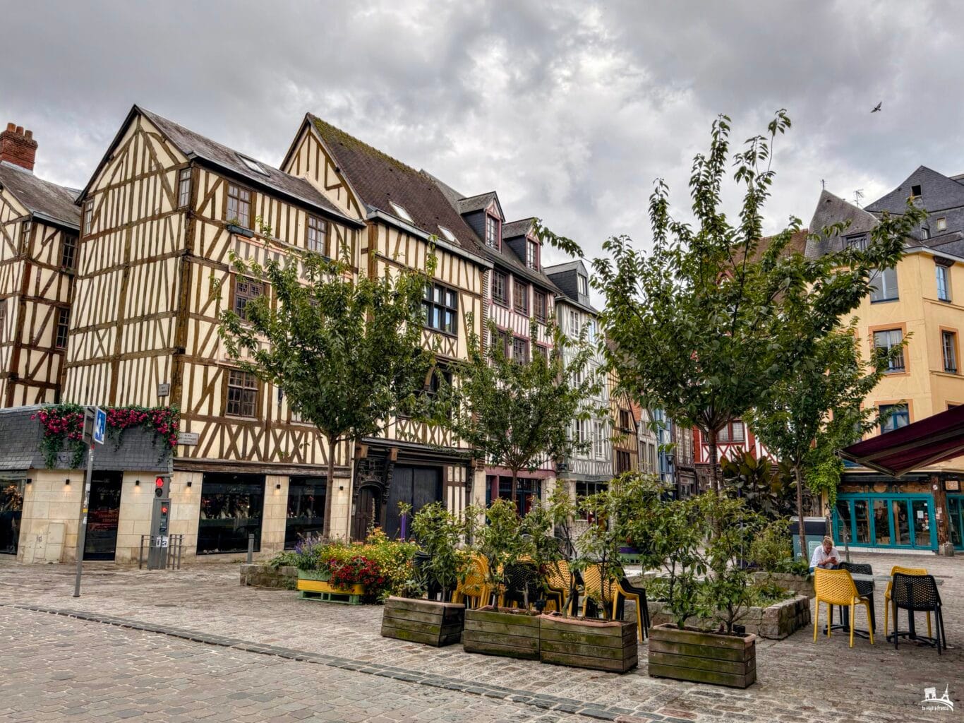 Place du Lieutenant Aubert Rouen